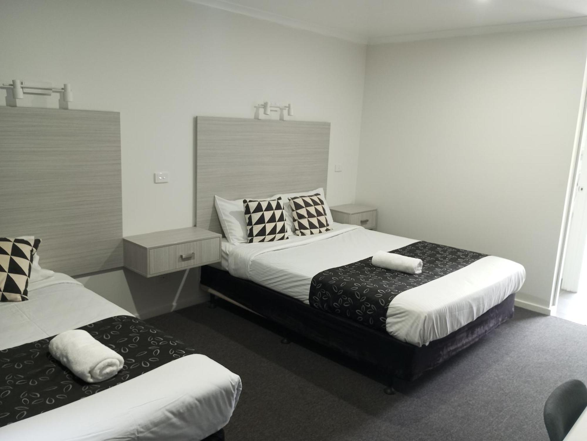 Big Valley Lakeside Paradise Motor Inn Shepparton Zewnętrze zdjęcie